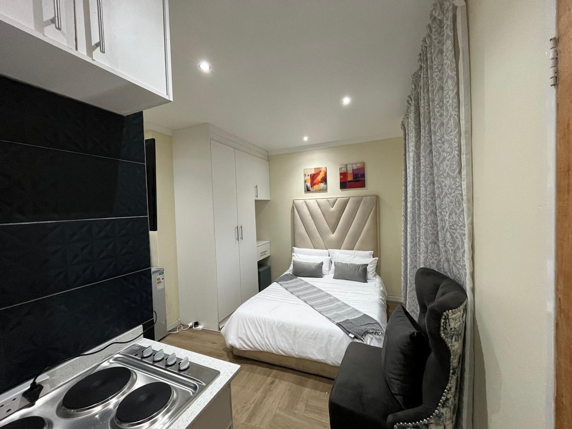 The Benjamin Accomodation Edenvale Esterno foto